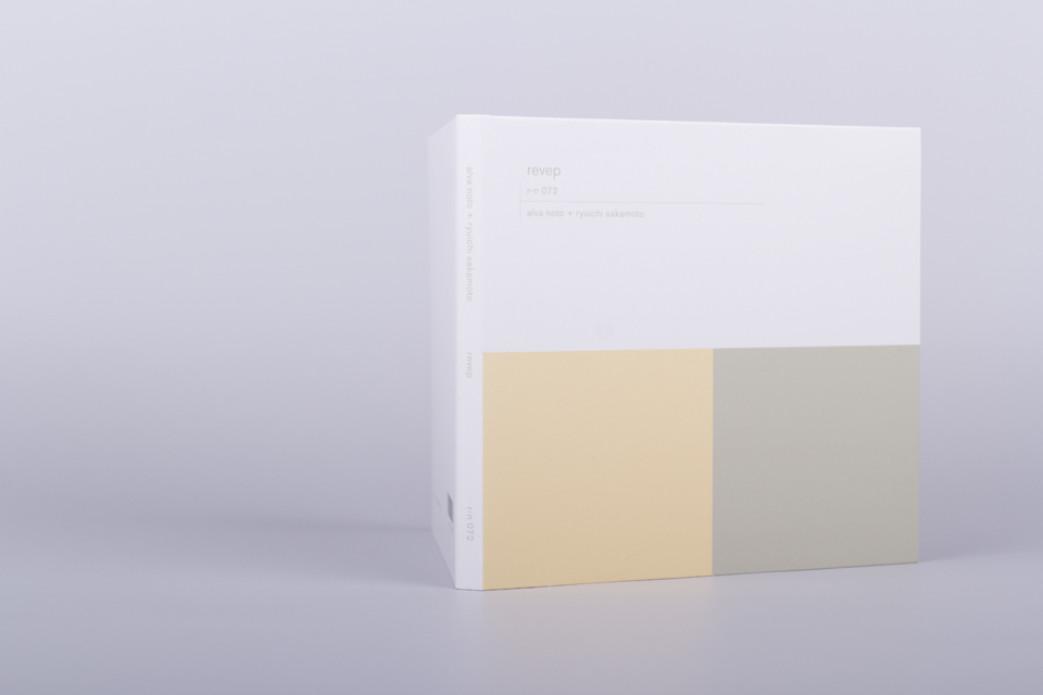 alva noto + ryuichi sakamoto - revep |
